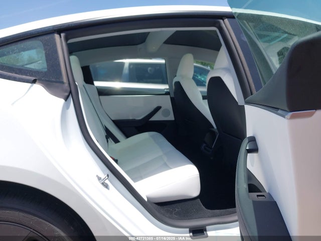 2025 TESLA MODEL 3 5YJ3E1EA8SF032494 Photo 7