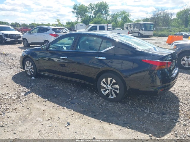 Nissan 2019 2019 1N4BL4BV0KC100994 Image 3
