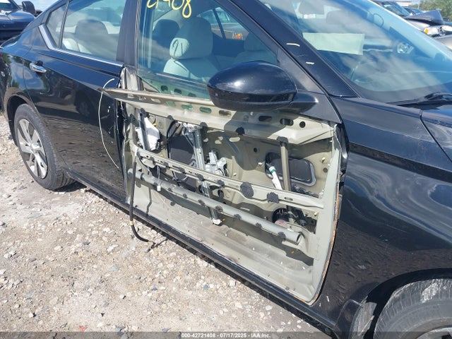 Nissan 2019 2019 1N4BL4BV0KC100994 Image 6