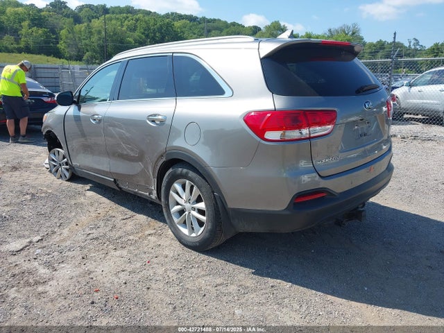 5XYPGDA56HG229509 KIA 2017