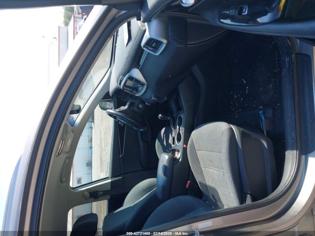 5XYPGDA56HG229509 KIA 2017