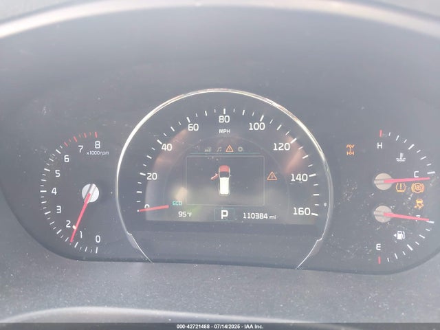 5XYPGDA56HG229509 KIA 2017
