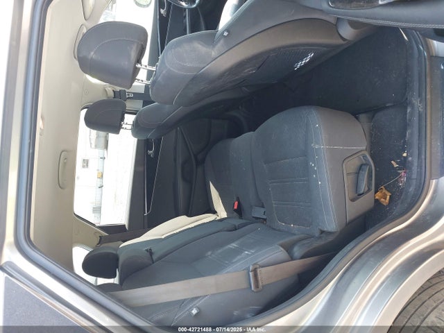 5XYPGDA56HG229509 KIA 2017