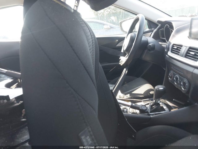 3MZBN1U75JM187447 Mazda pe