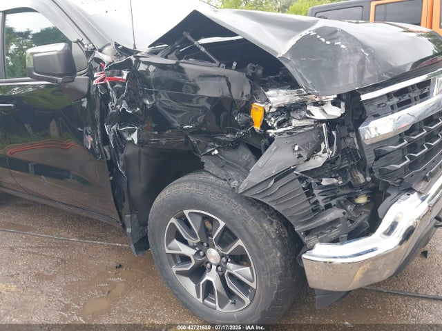 Продажа на аукционе авто 2022 Chevrolet Silverado 1500 4wd  Standard Bed Lt, vin: 1GCUDDEDXNZ588176, номер лота: 42721630