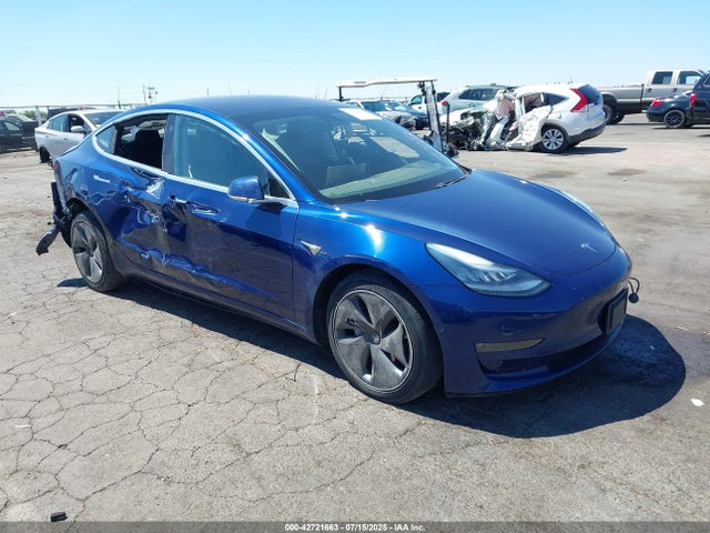 2018 TESLA MODEL 3 5YJ3E1EA5JF161095 Photo 0