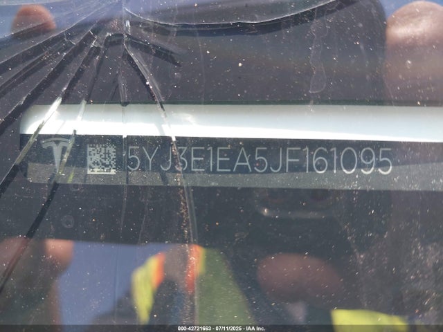 2018 TESLA MODEL 3 5YJ3E1EA5JF161095 Photo 8