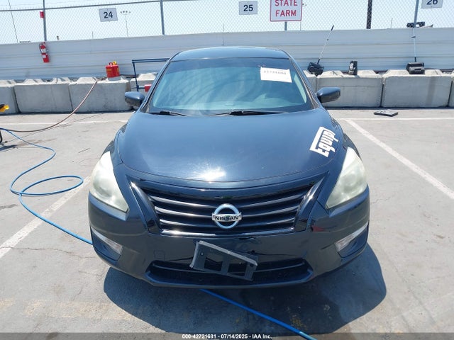 1N4AL3AP2FN300245 Nissan 2015