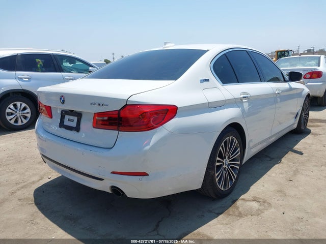 WBAJA9C52JB252753 BMW 530e