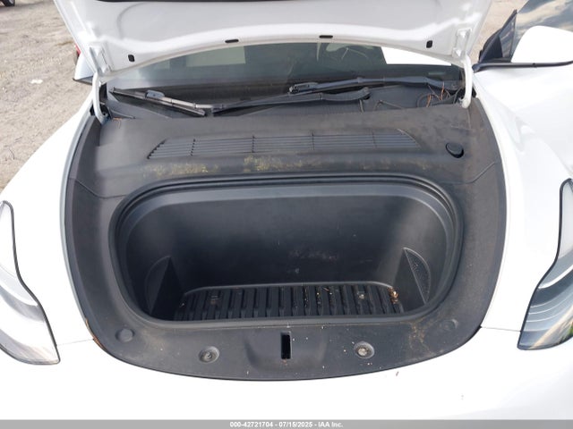 2021 TESLA MODEL Y 5YJYGDEE1MF283591 Photo 9