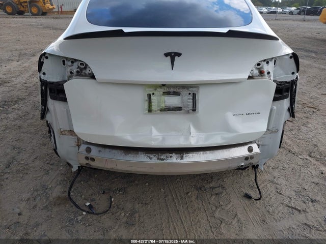2021 TESLA MODEL Y 5YJYGDEE1MF283591 Photo 5