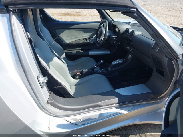 2011 TESLA ROADSTER 5YJRE1A39B1001382 Photo 4
