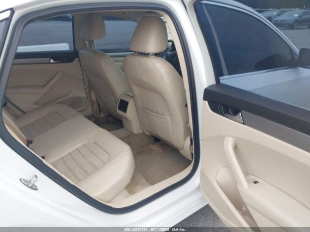 2015 VOLKSWAGEN PASSAT 1VWBT7A30FC062777 Photo 7