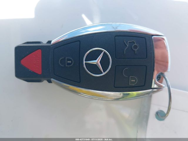 2010 MERCEDES-BENZ E 550 WDDHF7CB3AA032966 Photo 10