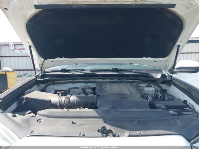 2015 TOYOTA 4RUNNER JTEBU5JR2F5270801 Photo 9