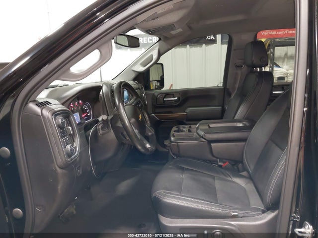 Chevrolet l8t 2023 1GC4YNE71PF156181 Image 15