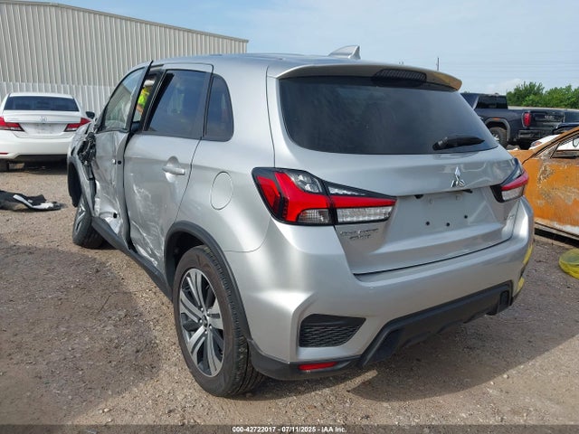 Mitsubishi mivec 2022 JA4APUAU8NU017437 Image 3