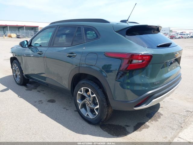 2025 CHEVROLET TRAX KL77LHEP6SC167777 Photo 2