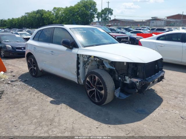 2021 AUDI SQ5 WA1C4AFY8M2041484