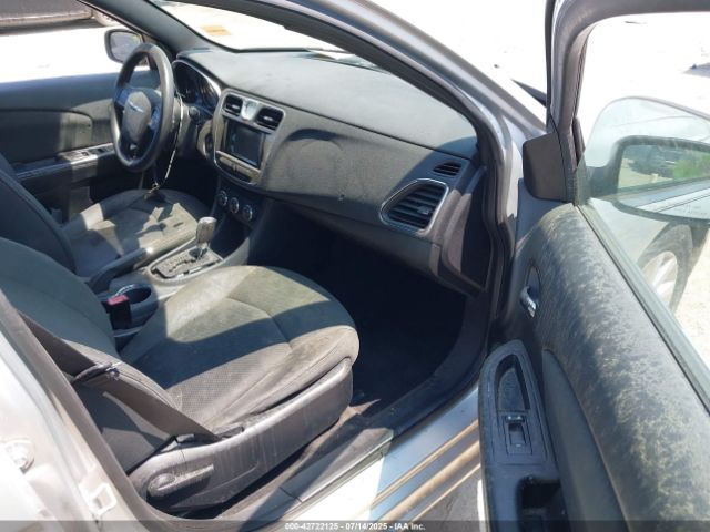 2012 CHRYSLER 200 1C3CCBABXCN169177 Photo 4
