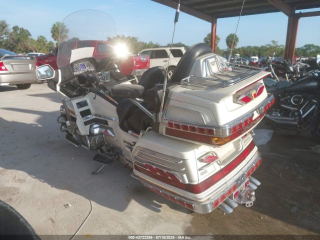 1990 HONDA GL1500 1HFSC2233LA202483 Photo 2
