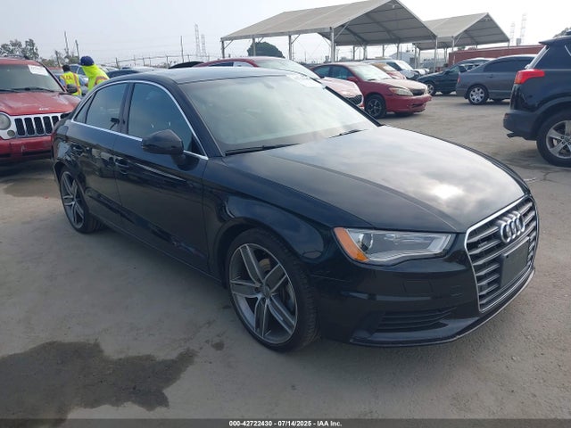 2015 AUDI A3 WAUEFGFF6F1052161 Photo 0