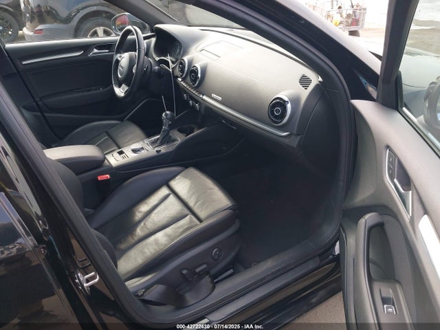 2015 AUDI A3 WAUEFGFF6F1052161 Photo 4