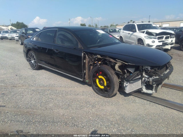 2020 AUDI S8 WAU8SAF81LN006958 Photo 0