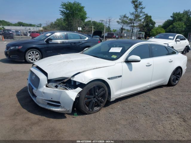 2012 JAGUAR XJ SAJWA2GE0CMV30312 Photo 1