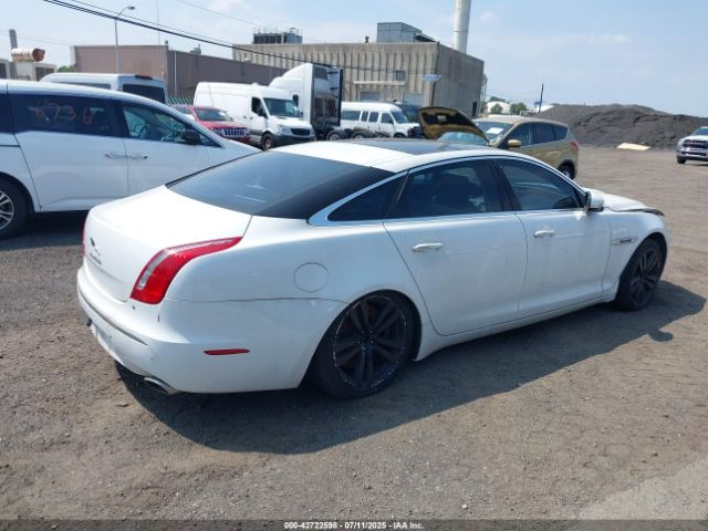 2012 JAGUAR XJ SAJWA2GE0CMV30312 Photo 3