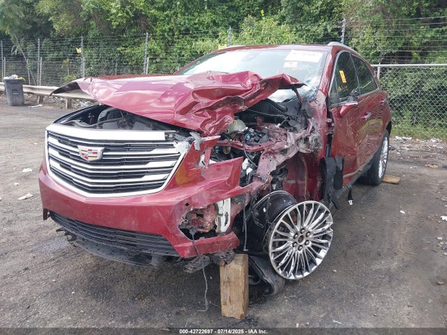 2017 CADILLAC XT5 1GYKNBRSXHZ315285 Photo 1