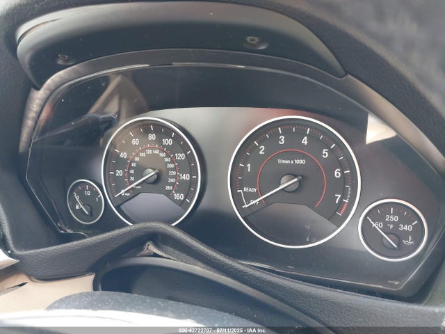 WBA8D9C39HA011728 BMW 330I