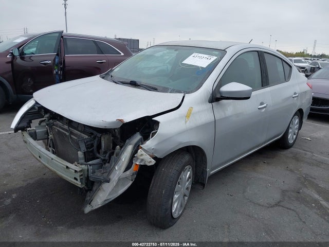 Nissan Versa 2017 3N1CN7AP4HL806847 Image 2