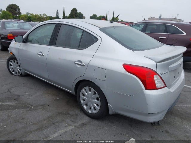 Nissan Versa 2017 3N1CN7AP4HL806847 Image 3