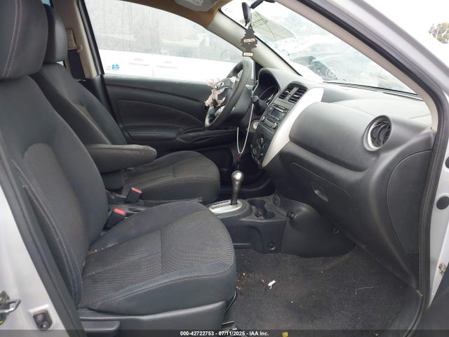 Nissan Versa 2017 3N1CN7AP4HL806847 Image 5