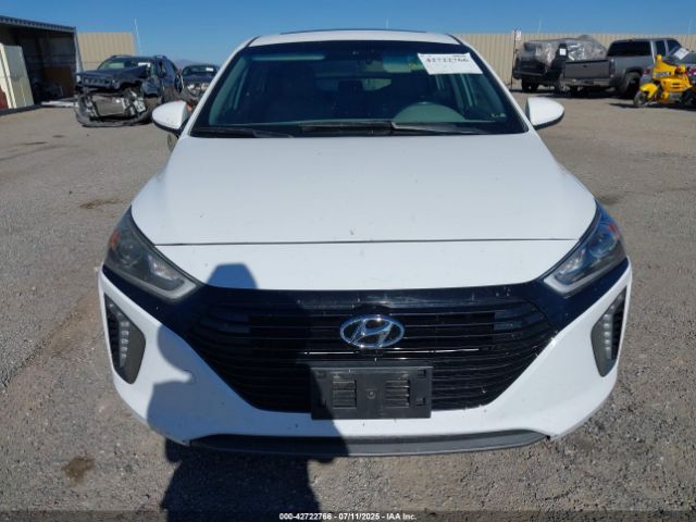 2017 HYUNDAI IONIQ HYBRID KMHC85LC9HU040120 Photo 5