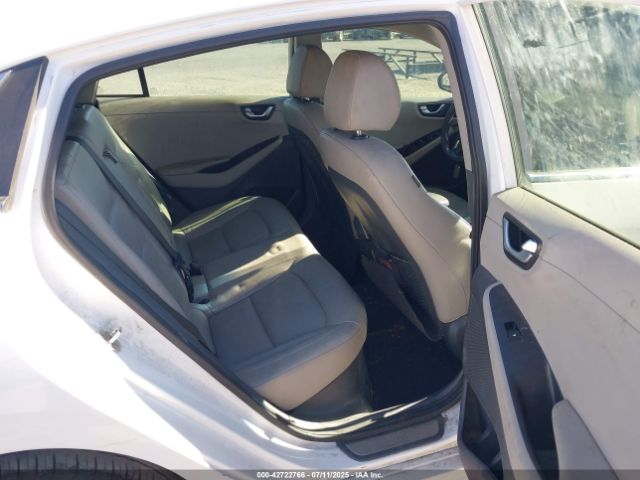 2017 HYUNDAI IONIQ HYBRID KMHC85LC9HU040120 Photo 7