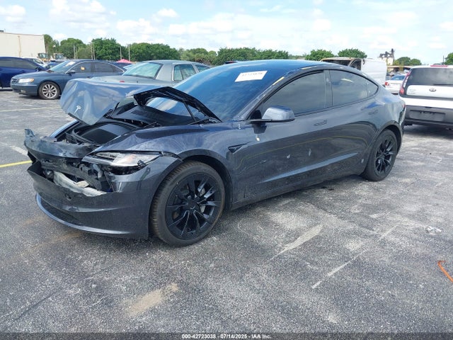 Tesla 2024 2024 5YJ3E1EA7RF752606 Image 2