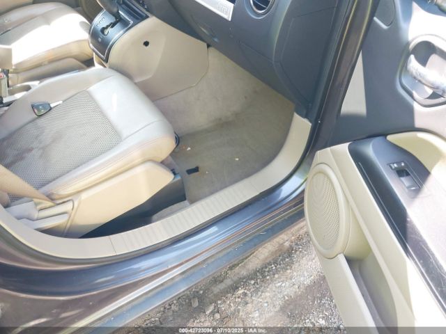 2015 JEEP COMPASS 1C4NJCBA0FD246784 Photo 4