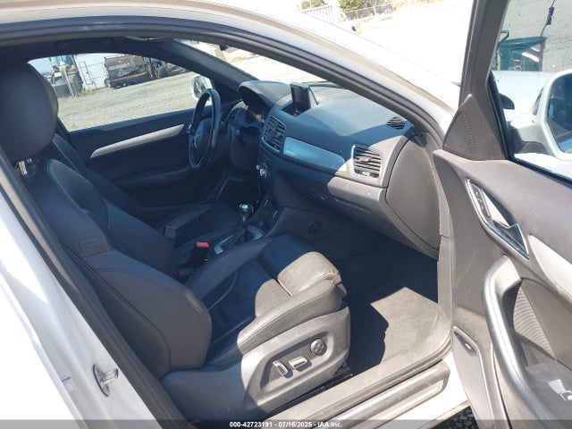 2016 AUDI Q3 WA1GFCFSXGR006640 Photo 4