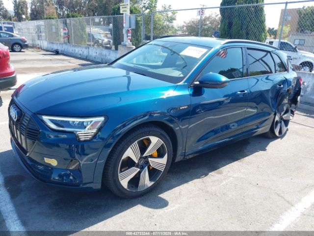 2022 AUDI E-TRON WA1LAAGE1NB008616 Photo 1