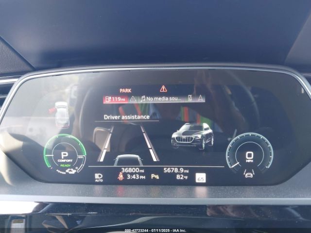 2022 AUDI E-TRON WA1LAAGE1NB008616 Photo 6