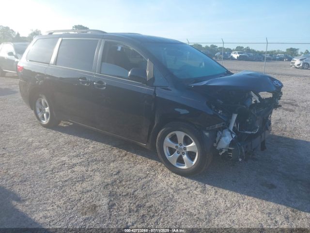 2017 TOYOTA SIENNA 5TDKZ3DC5HS811239