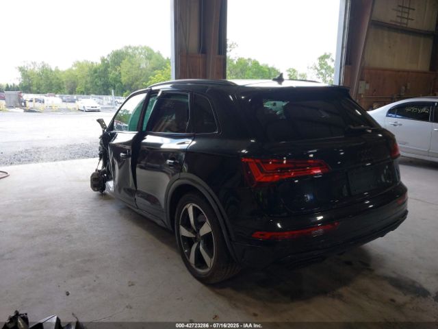 2022 AUDI Q5 WA1EAAFY6N2062272 Photo 2