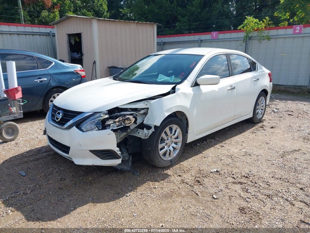 1N4AL3AP9JC201734 Nissan 2018