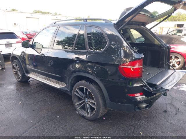 2011 BMW X5 5UXZV4C55BL407772 Photo 2
