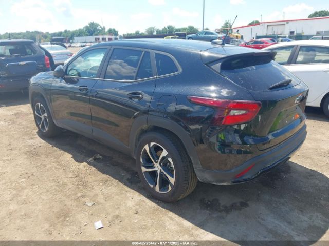 2025 CHEVROLET TRAX KL77LGEP8SC267776 Photo 2