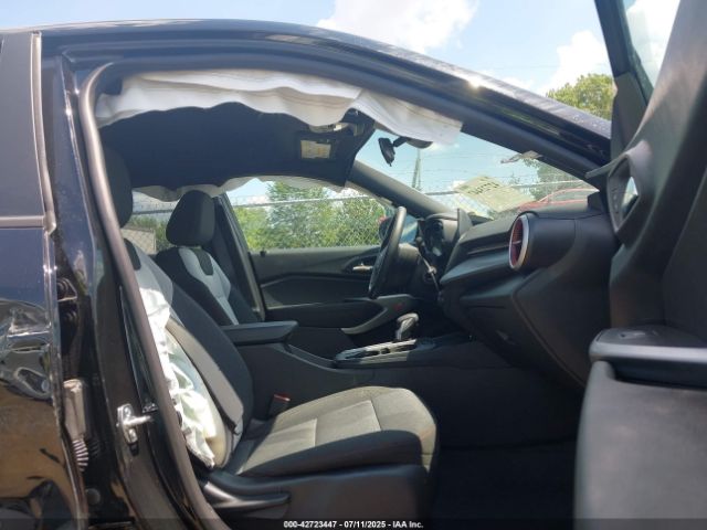2025 CHEVROLET TRAX KL77LGEP8SC267776 Photo 4