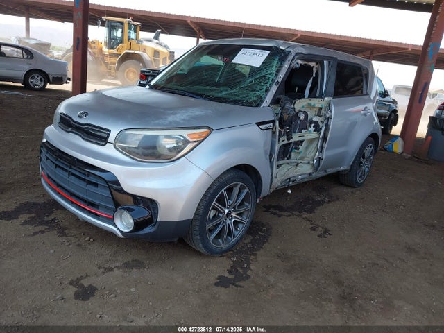 KIA g 2018 KNDJX3AA8J7540102 Image 2