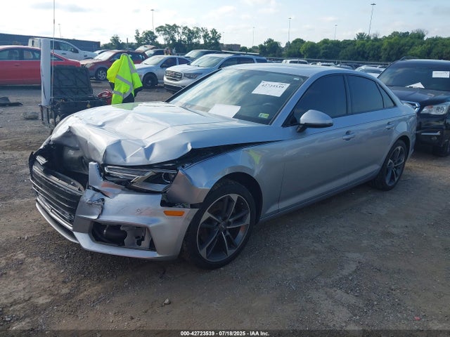 2019 AUDI A4 WAUGMAF49KN021855 Photo 1